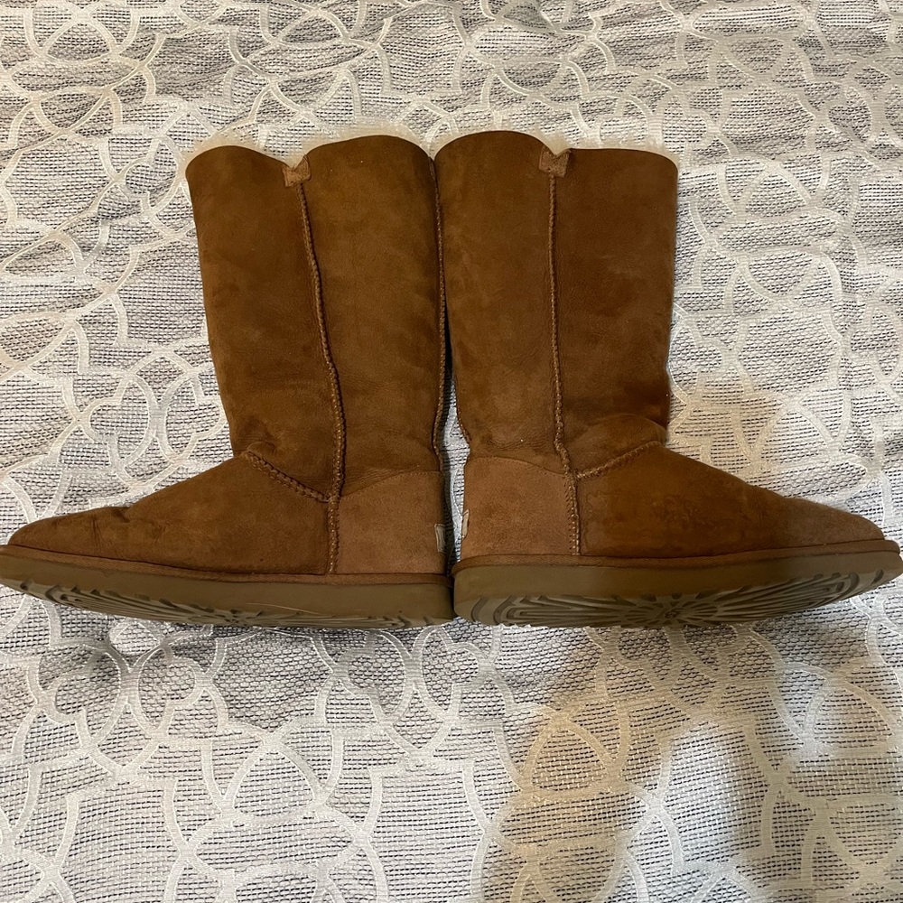 Ugg Bailey Button boots - only worn a few times.